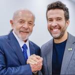 Janones posta foto com Lula após ser indiciado pela PF: ‘estaremos sempre juntos’