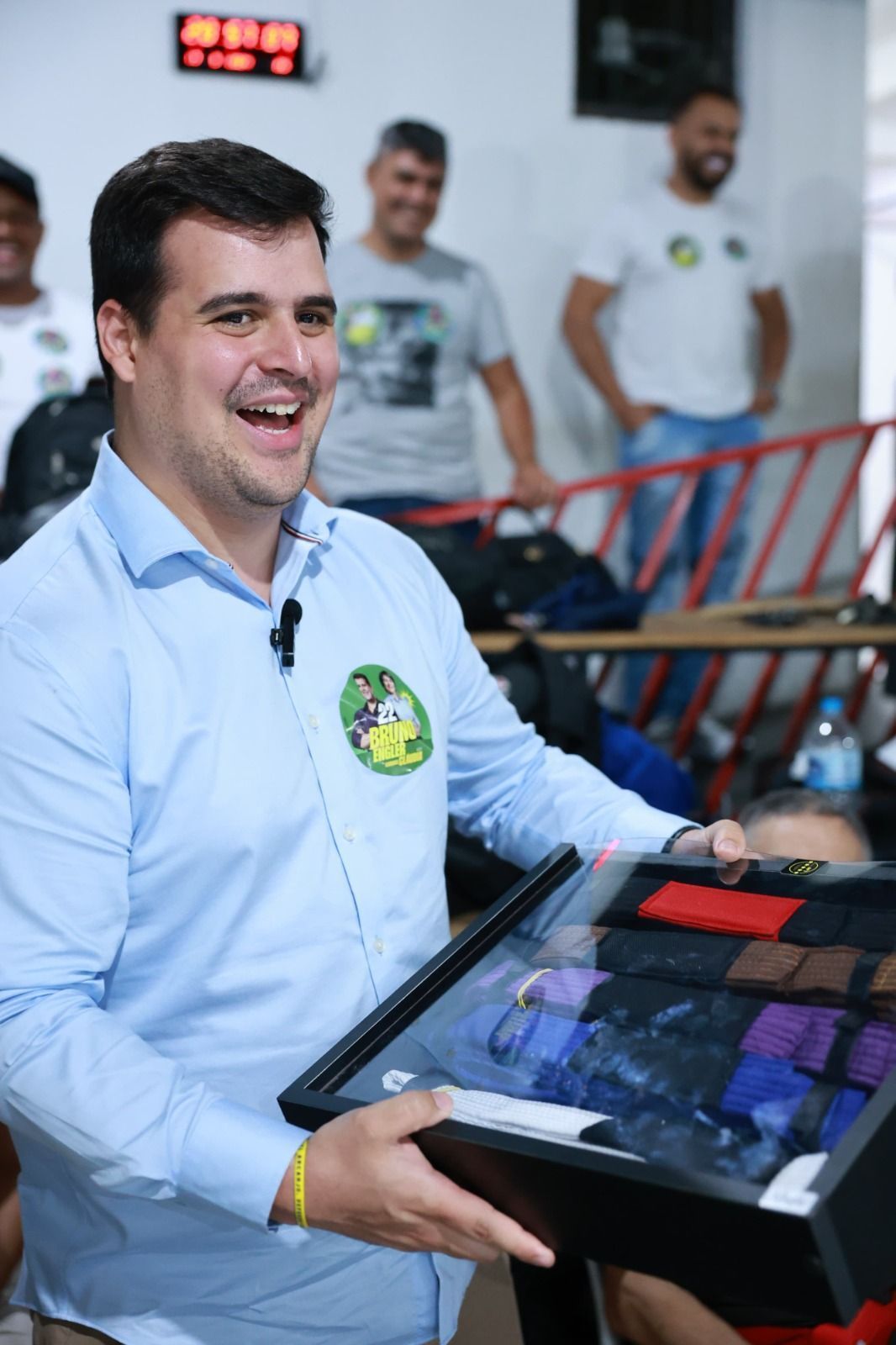 Em agenda com lutadores, Engler estuda oferecer jiu-jitsu nas escolas