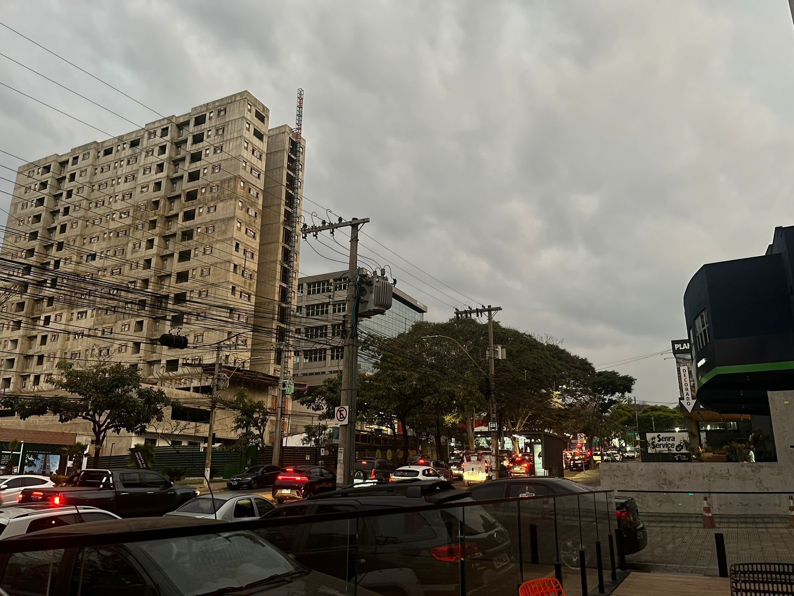 Tempo 'vira' em BH e fim de semana pode ter pancadas de chuva; veja previsão