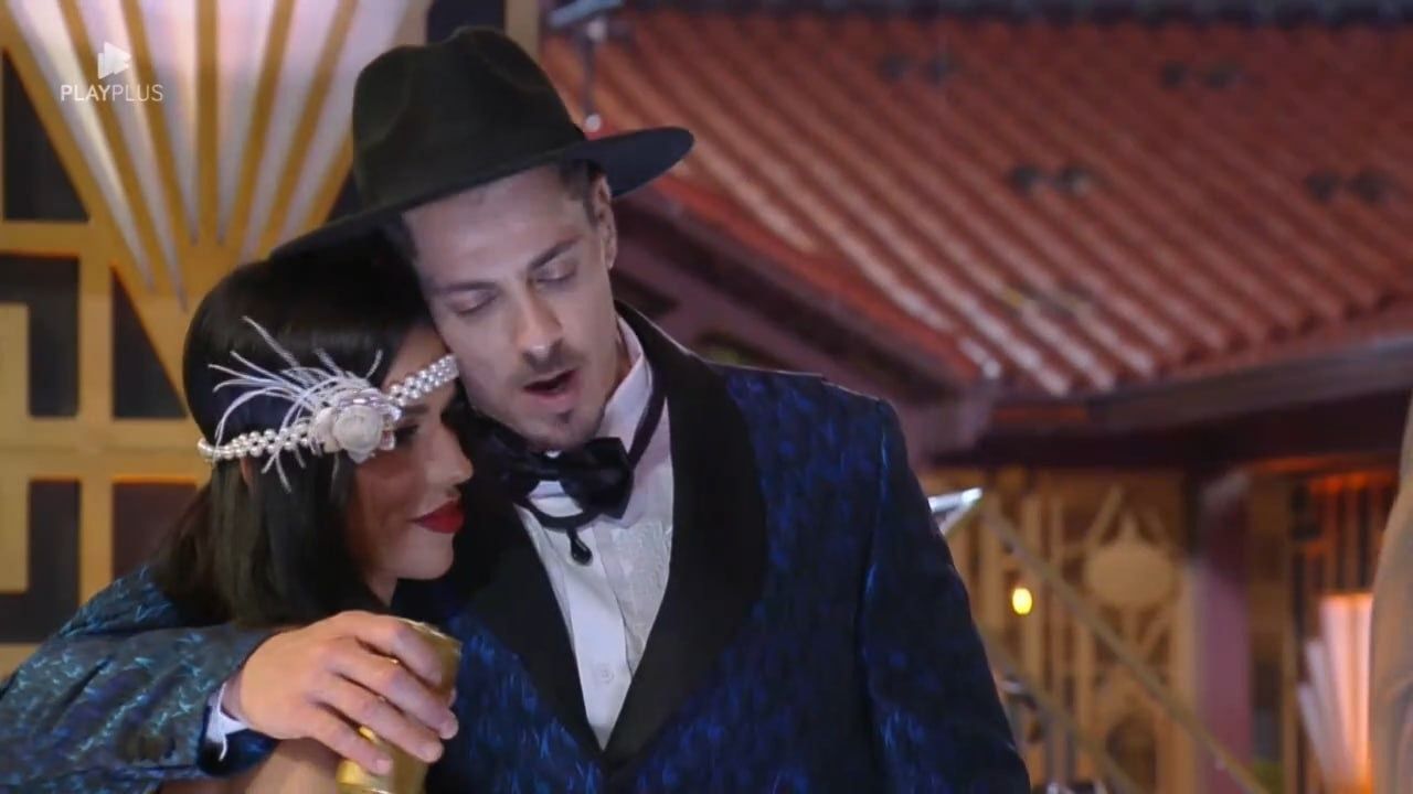 A Fazenda 16: Larissa propõe formar casal com peão, e resposta dele surpreende