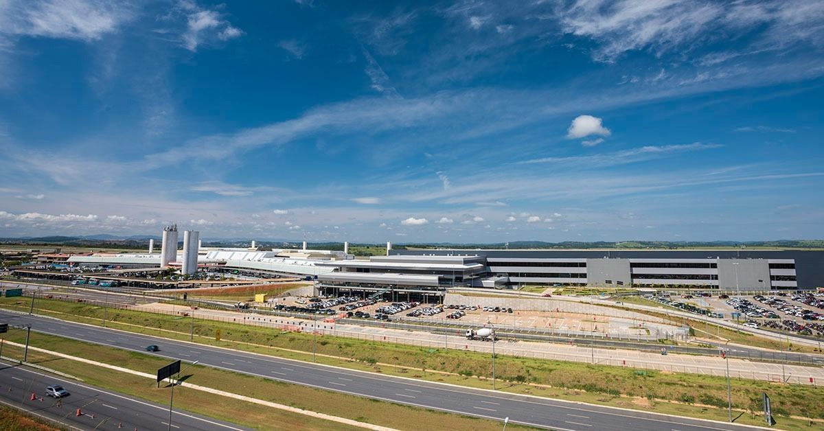 Voo com deportados dos EUA é cancelado por problemas técnicos