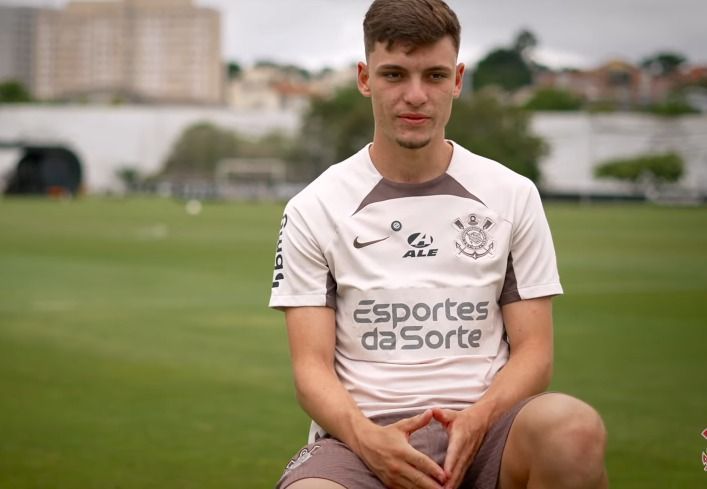 Bidon relembra começo no profissional do Corinthians e projeta 2025