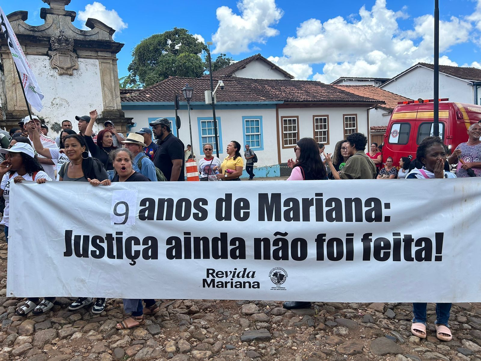 Governador de Minas e prefeito-eleito de Mariana discutem repactuação do desastre de Fundão