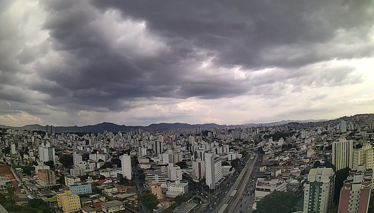 Belo Horizonte pode ter chuva forte neste fim de semana, alerta Defesa Civil