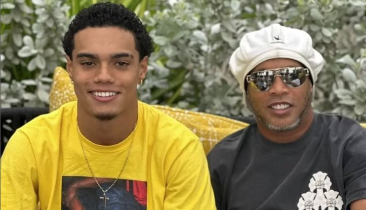 Influenciadora anuncia gravidez, e Ronaldinho Gaúcho será avô