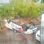 Viatura da Polícia Penal capota na BR 381, em Caeté, na Grande BH
