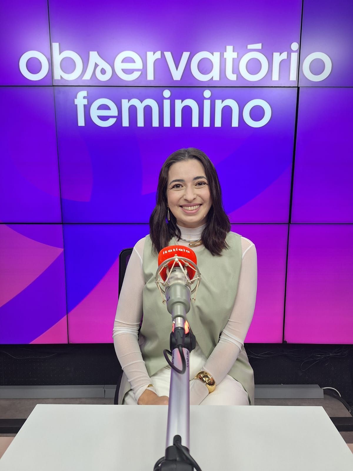 Como sair de situações infelizes nos relacionamentos e na vida? Veja debate em podcast debate
