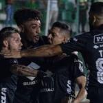 Atacante emprestado pelo Atlético marca hat-trick e garante título nacional