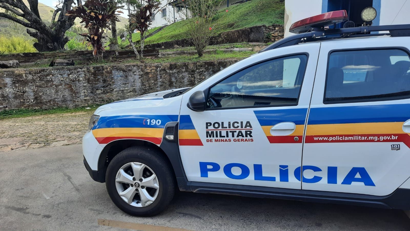 Polícia Militar prende suspeito de furtar notebook em pousada em Ouro Preto
