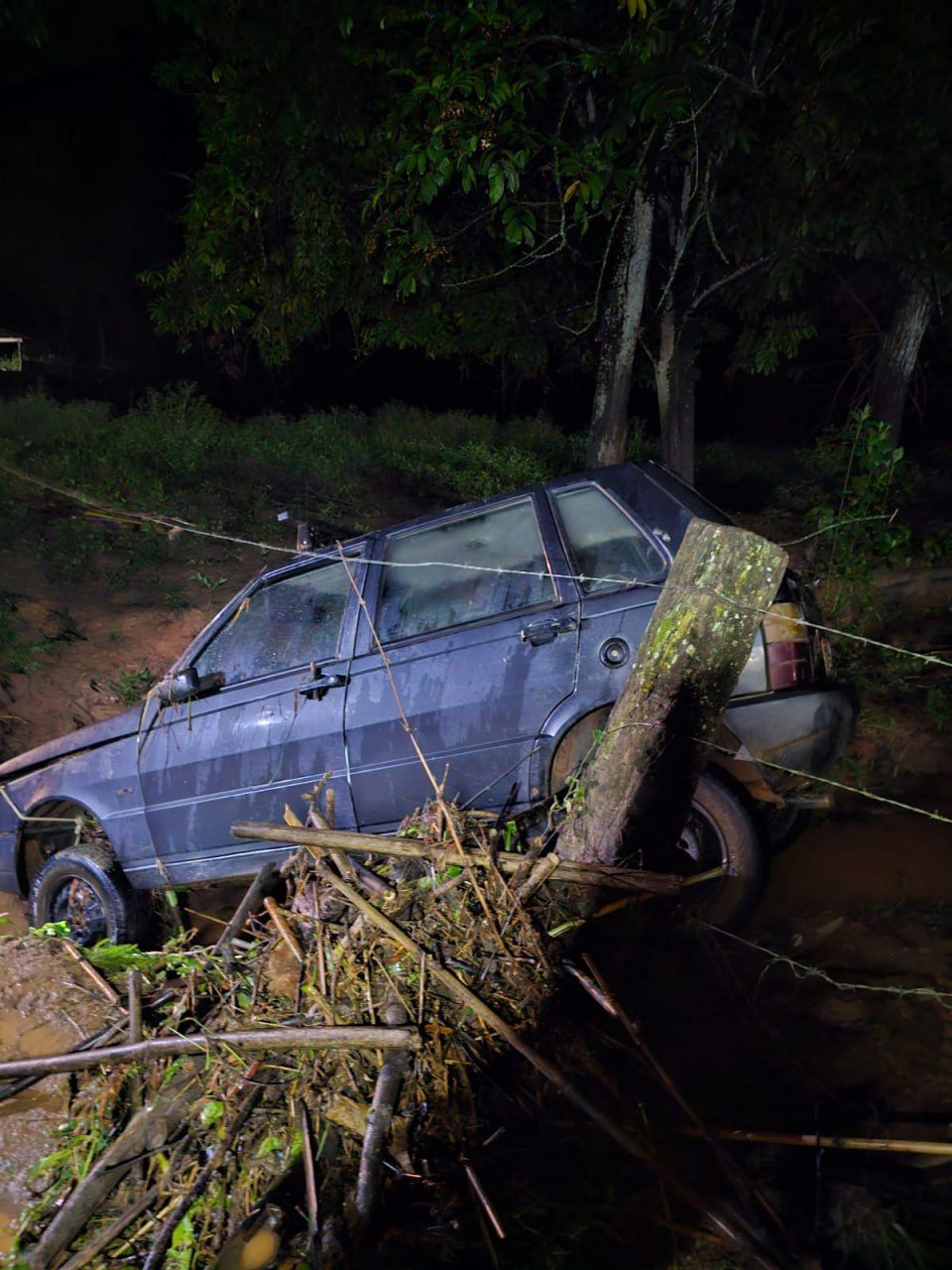 Sobe para oito o número de mortos pelas chuvas em Minas Gerais