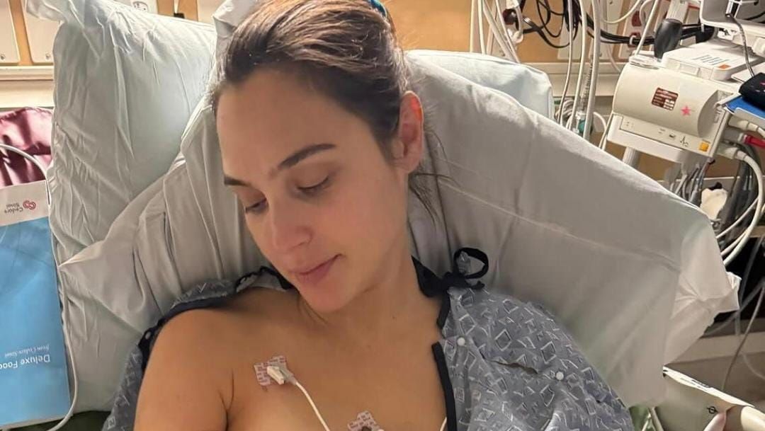 Gal Gadot revela diagnóstico de coágulo cerebral no oitavo mês de gravidez