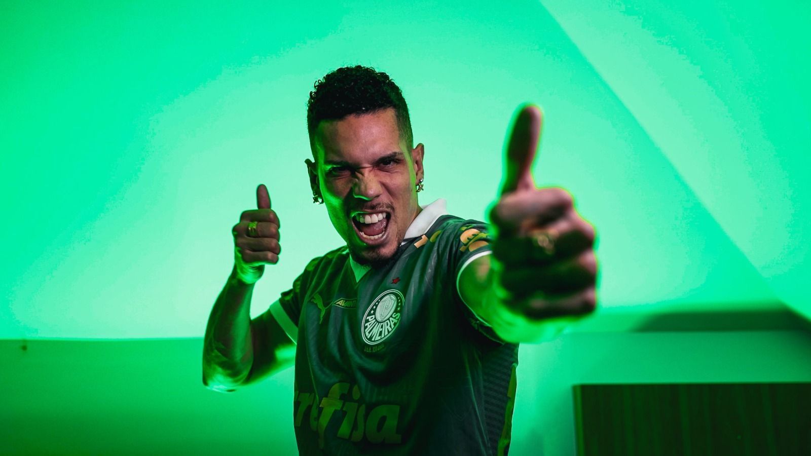Paulinho se torna a contratação mais cara da história do Palmeiras; veja top-5