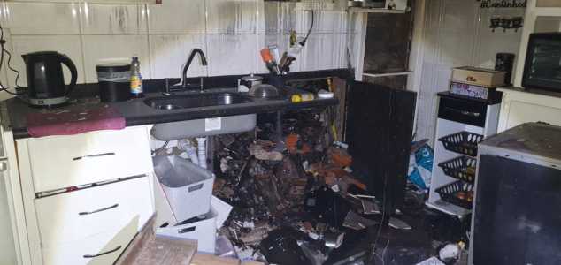 Coronel que tinha 111 armas e munições em apartamento está internado | CNN Brasil