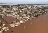 MP processa bombeiro e empresário por desvio de doações das chuvas no RS