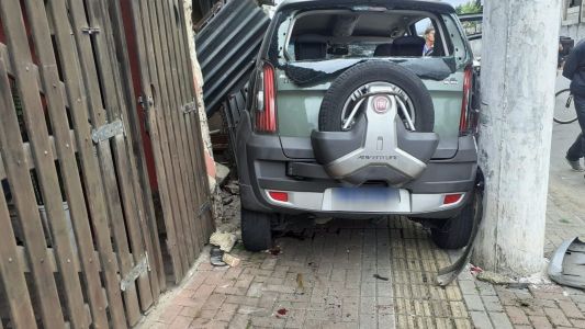 Vídeo: mãe e filha morrem após serem atropeladas por carro que perseguia ladrão | CNN Brasil
