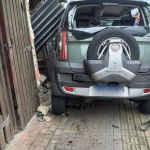 Mãe e filha morrem atropeladas por carro que perseguia ladrão