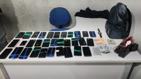 Trio é preso com mais de 30 celulares no Lollapalooza, em São Paulo | CNN Brasil