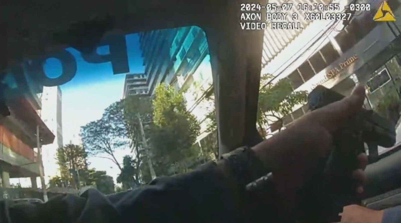 Imagens de câmeras corporais mostram tiro de PM que matou idoso em SP
