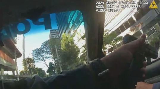 Câmeras corporais mostram momento em que policial militar matou idoso inocente em SP | CNN Brasil