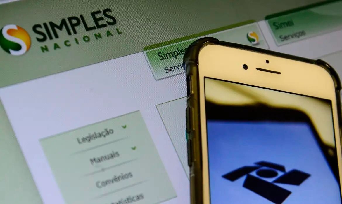 Economistas projetam crescimento mais lento para o Brasil e Minas Gerais em 2025
