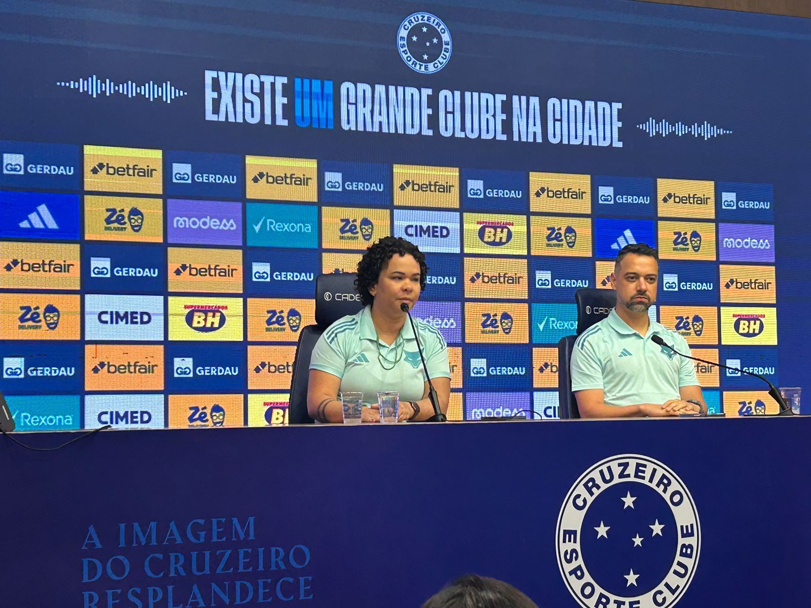 Diretora do Cruzeiro lamenta rebaixamento do Atlético no Brasileiro Feminino