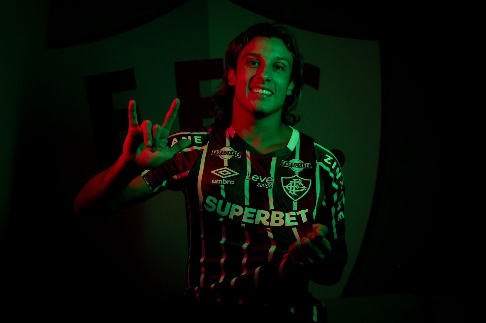 Fluminense anuncia a contratação do atacante uruguaio Canobbio, do Athletico-PR