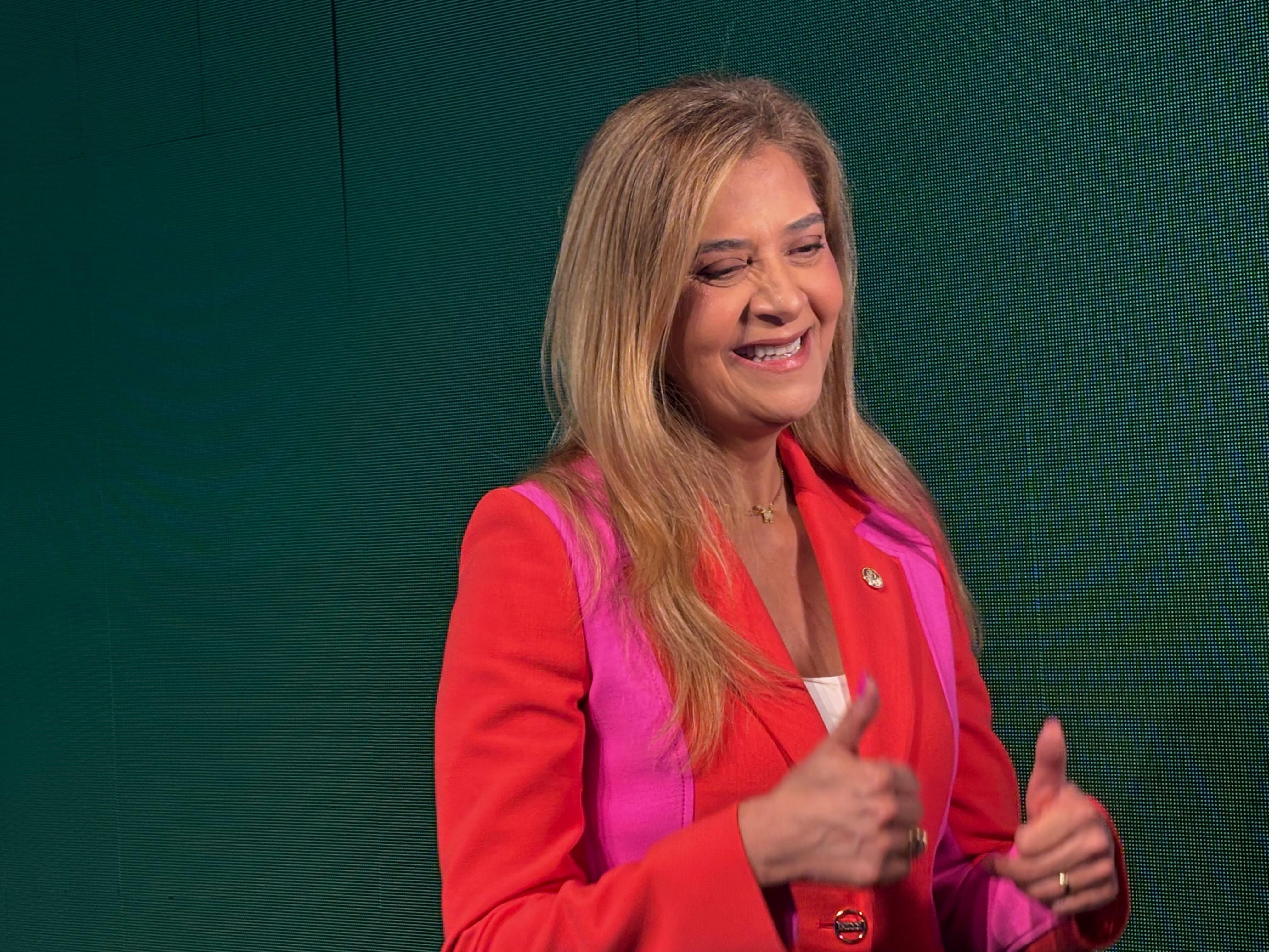 Presidente do Palmeiras, Leila dispara: 'Pré-temporada no exterior é para dirigente passear'