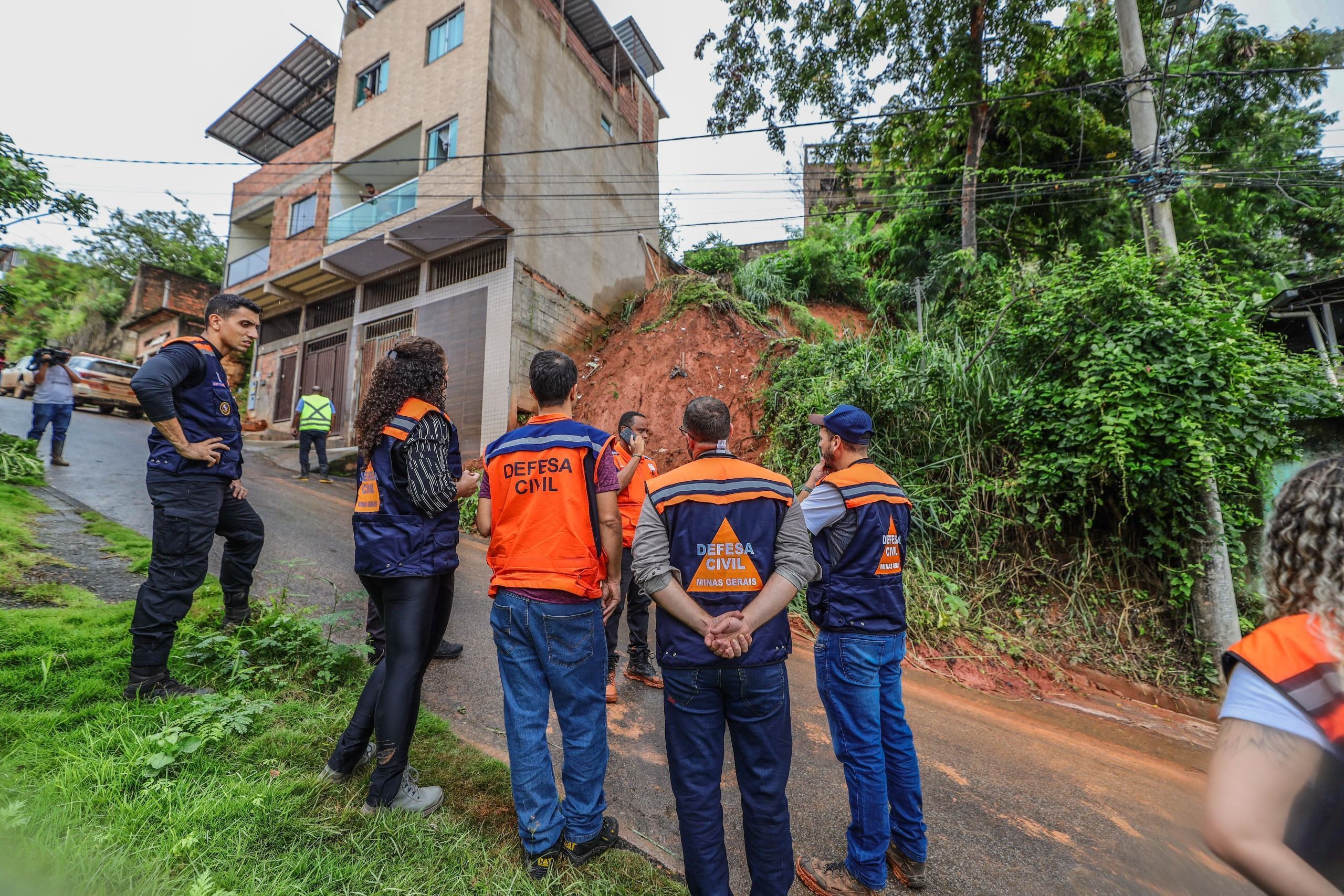 Engenheiros e geólogos do Estado e da União já estão atuando em Ipatinga