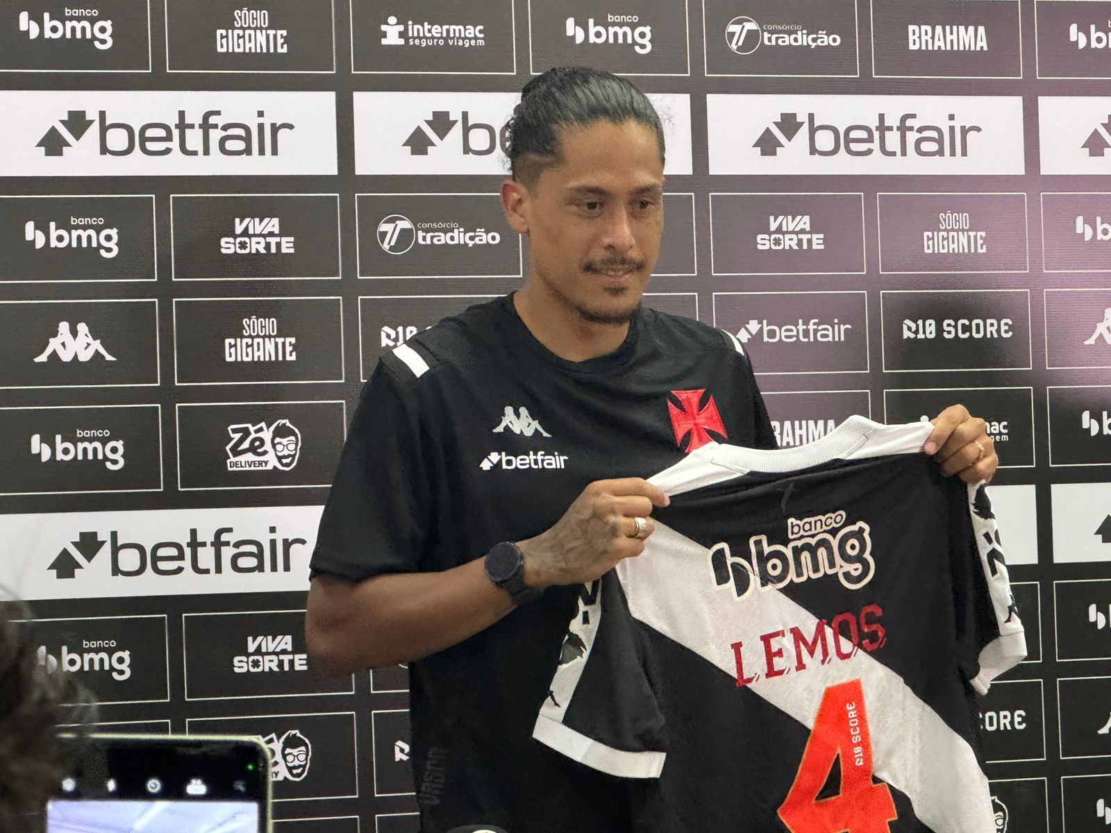 Apresentado no Vasco, Mauricio Lemos dispara contra o Atlético: ‘Não foram claros comigo’