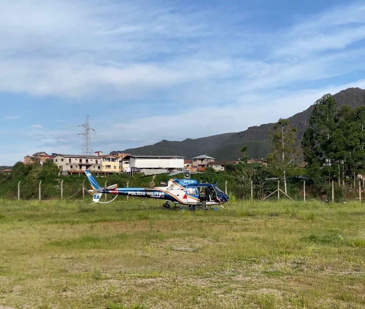 Policiais perseguem autor de disparos contra guarnição da PM em Ouro Preto