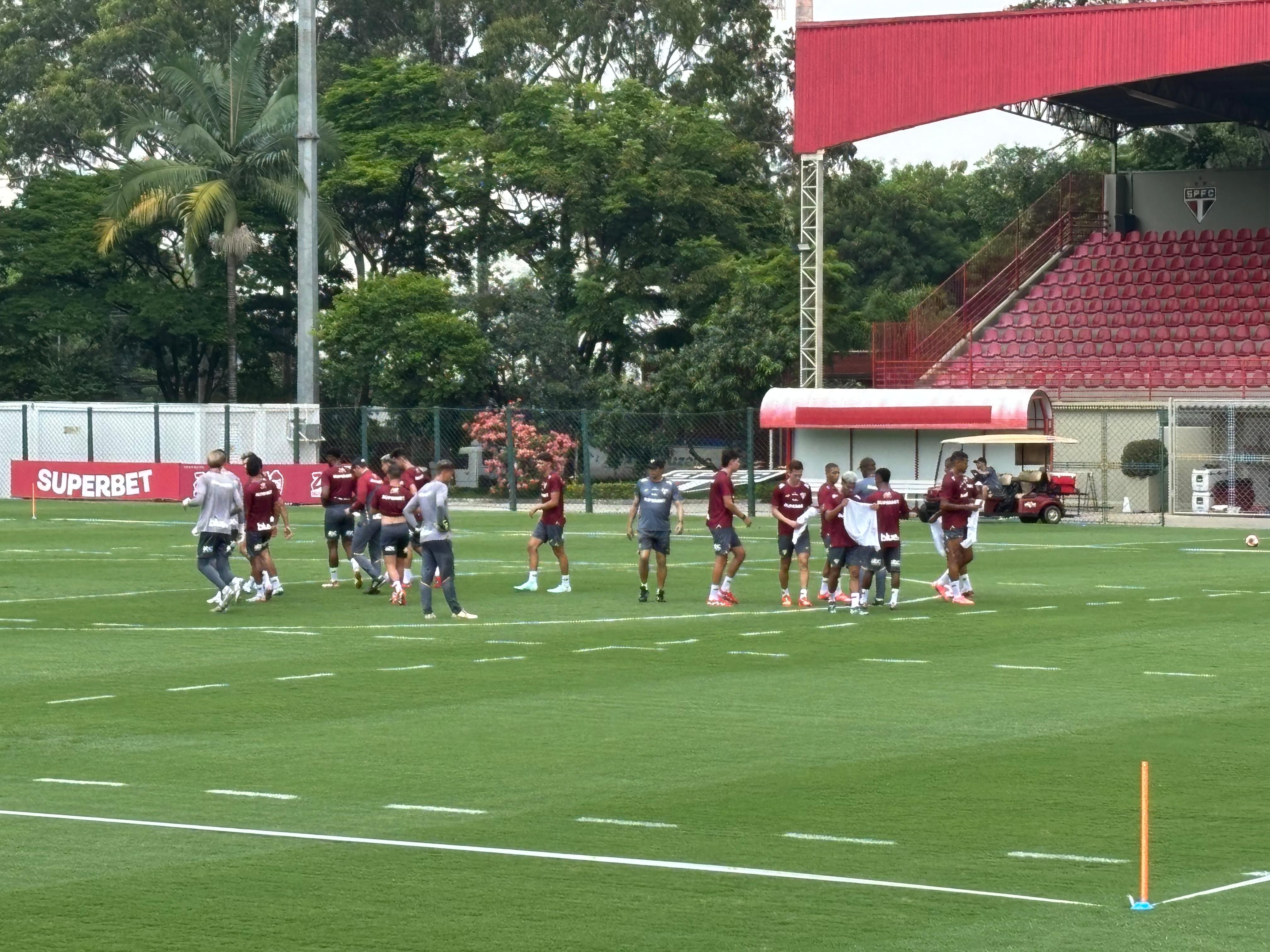 Escalação do São Paulo: Zubeldía preserva quarteto visando jogo com Corinthians