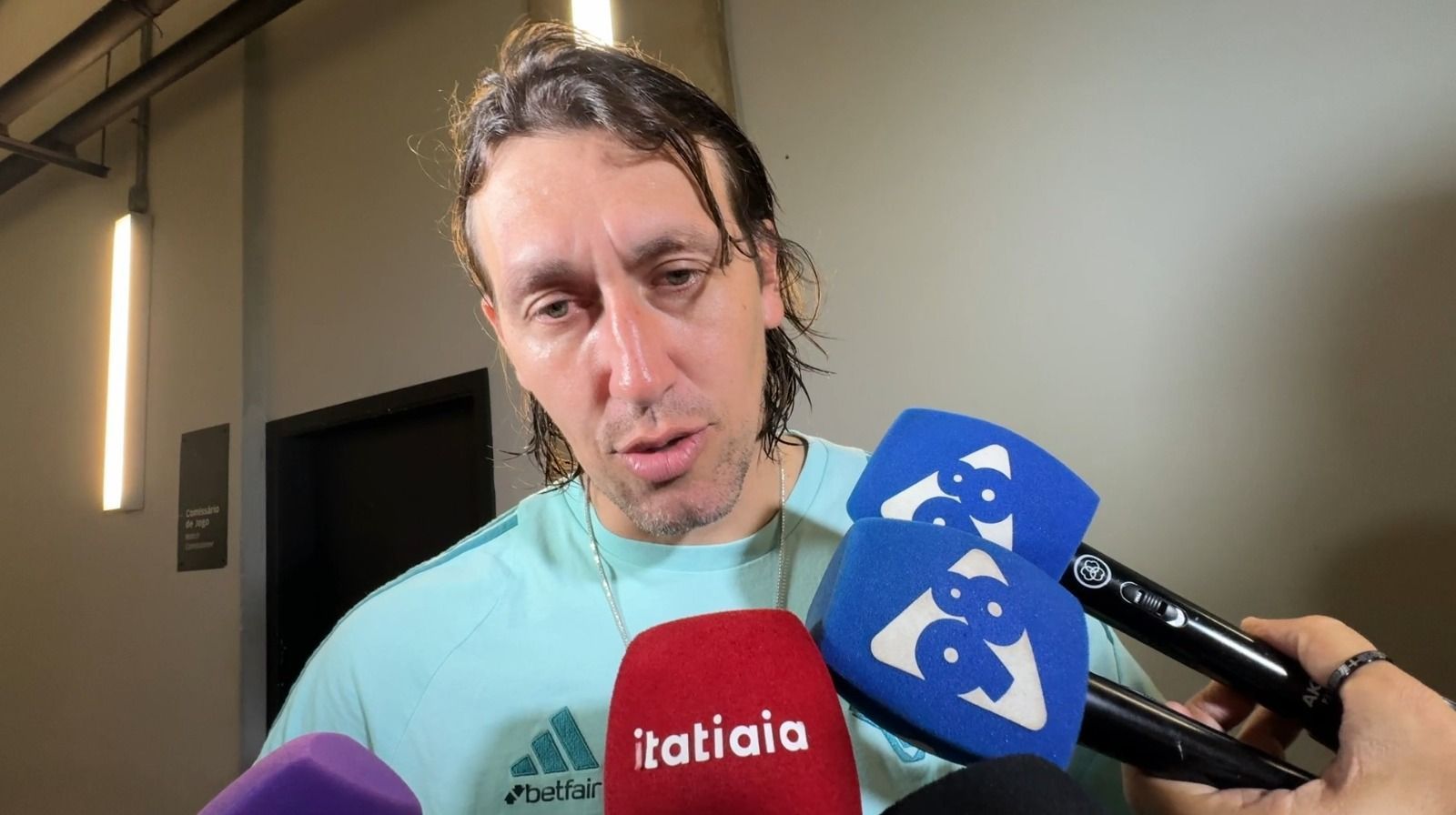 Cruzeiro: Cássio comenta post nas redes sociais após falha e manda recado