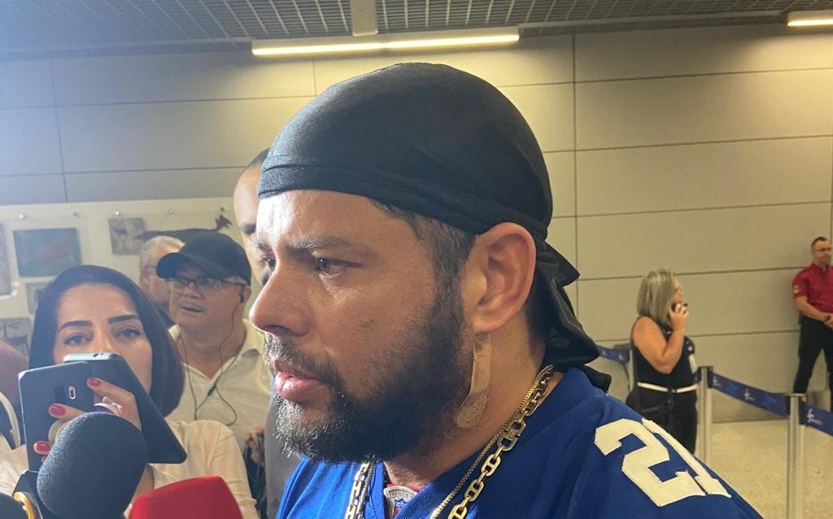 Deportados dos EUA: morador de Divinópolis relata arrependimento após passar dificuldades no país