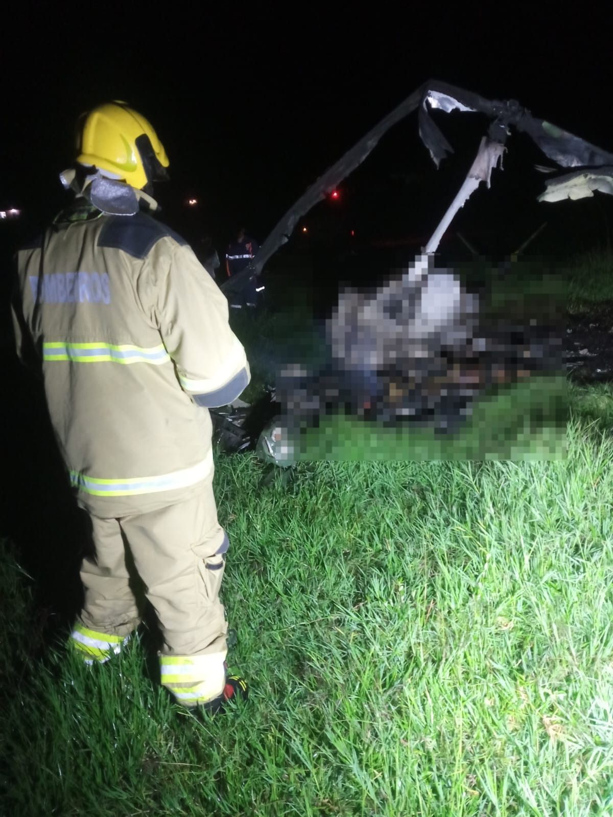 Começam as investigações sobre queda de helicóptero em fazenda que deixou mortos no Sul de Minas
