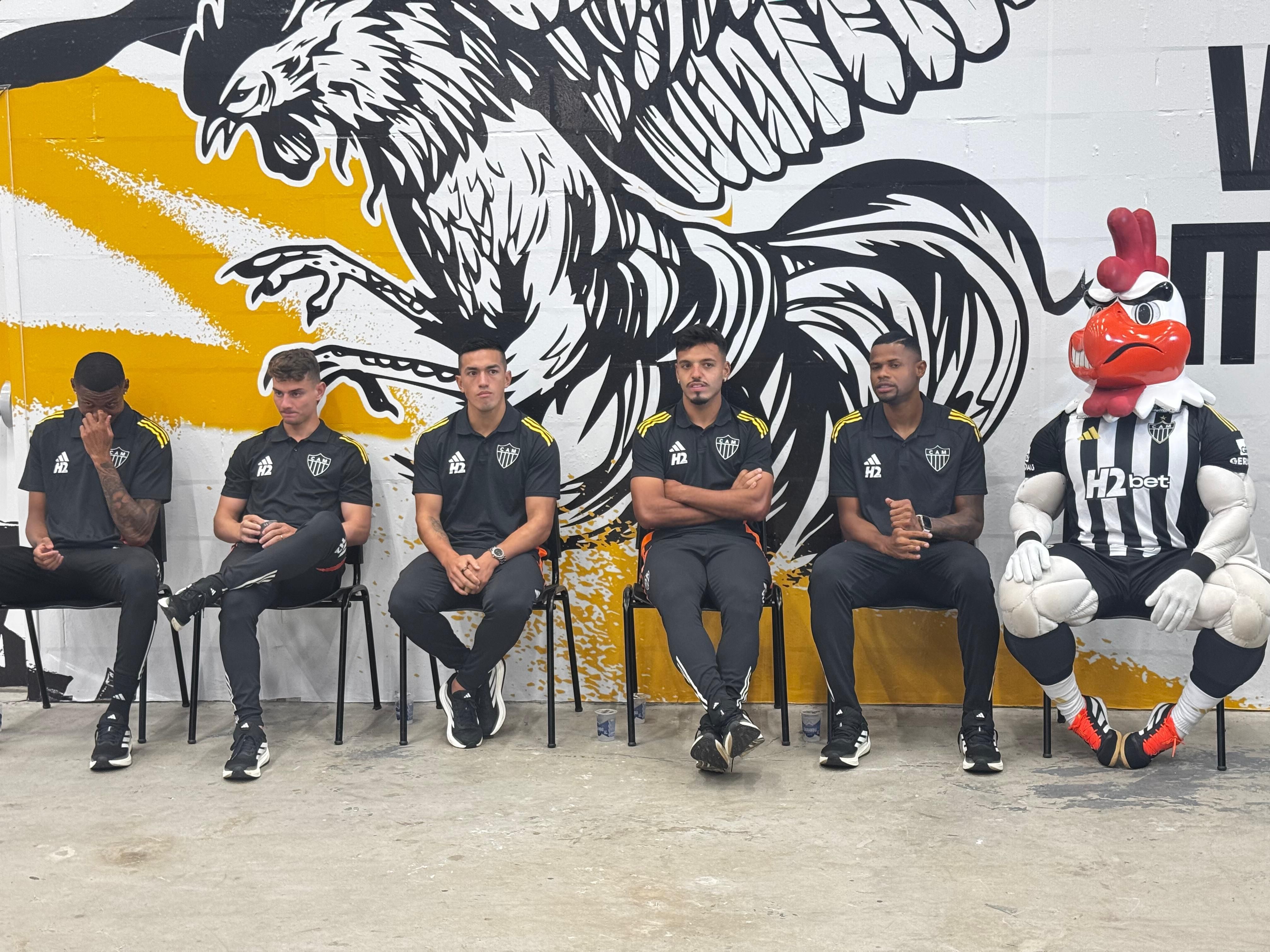 Atlético apresenta pacotão de reforços na Arena MRV; assista!