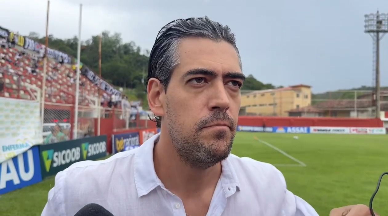 Paulo Bracks, do Atlético, reage à polêmica sobre negociação de Alisson; entenda