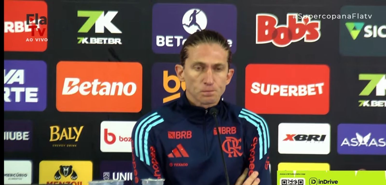 Filipe Luís destaca atuação do Flamengo na Supercopa do Brasil: 'Impecável'