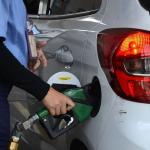 Mesmo sem anúncio da Petrobras, combustível tem reajuste em MG em meio à guerra