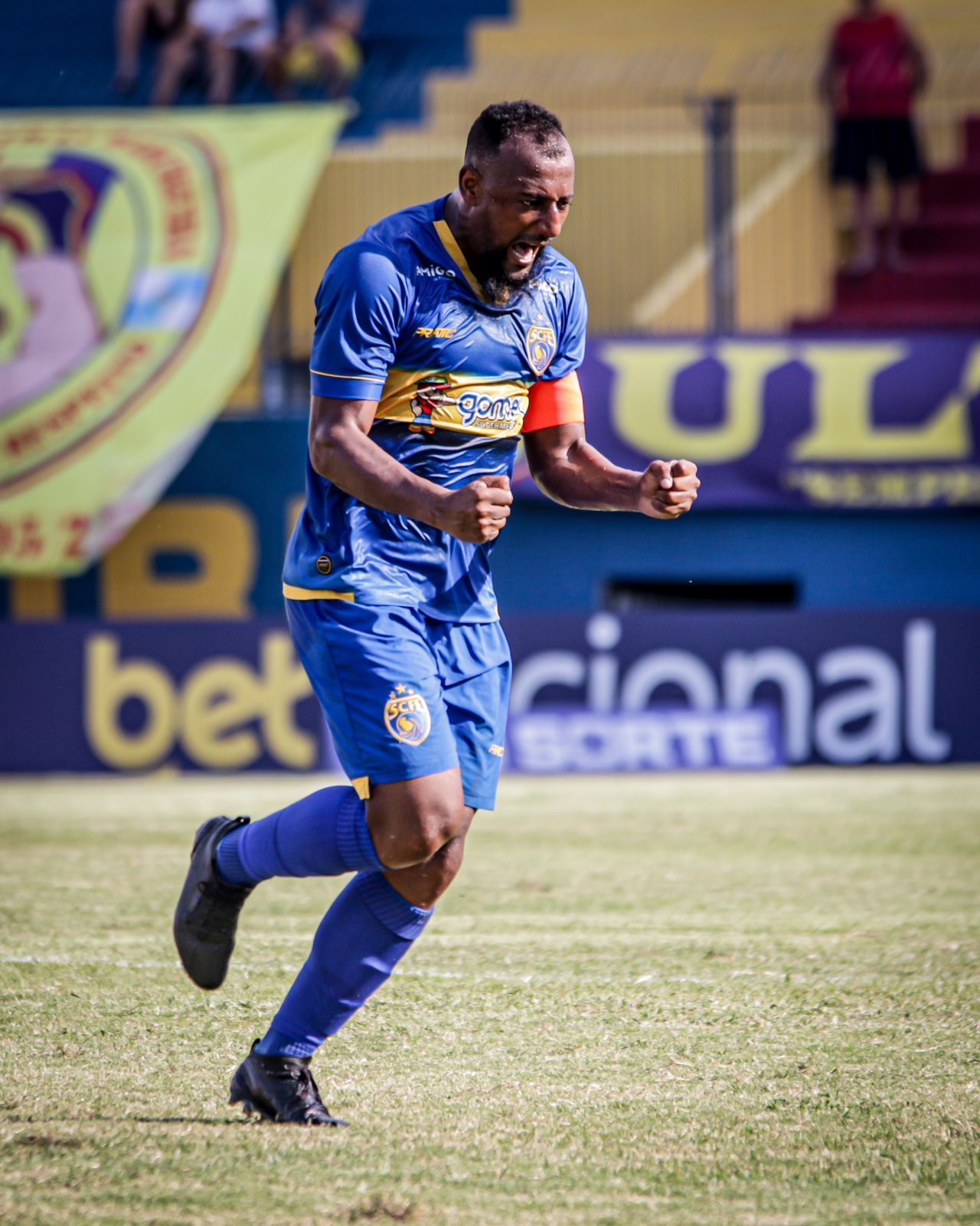 Sampaio Corrêa vence o Madureira e segue na briga por classificação no Carioca