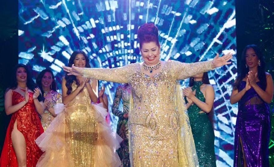 Brasileira de 81 anos vence concurso Miss Lady Universe