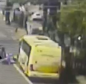 Passageira de moto é lançada na pista e morre atropelada por ônibus na av. Nossa Senhora do Carmo em BH