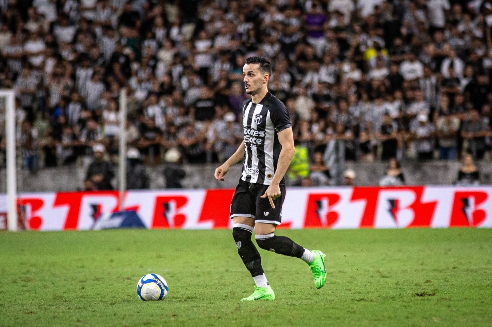 Atlético receberá valor milionário por venda de meia do Ceará a clube do México