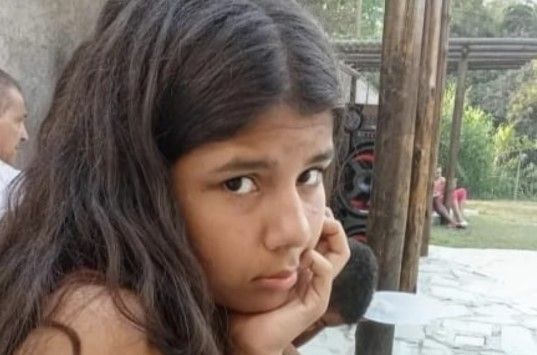 Adolescente que morreu estrangulada por pastor na Grande BH é enterrada nesta quinta-feira (13)