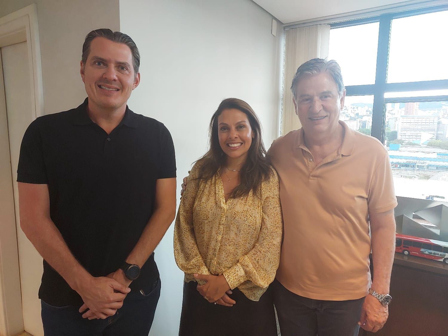 Diretora de associação de transporte discute em BH temas relevantes para o setor  