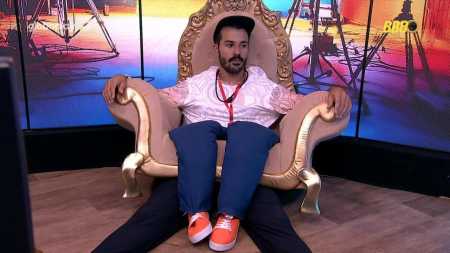 Mateus cumpre Castigo do Monstro