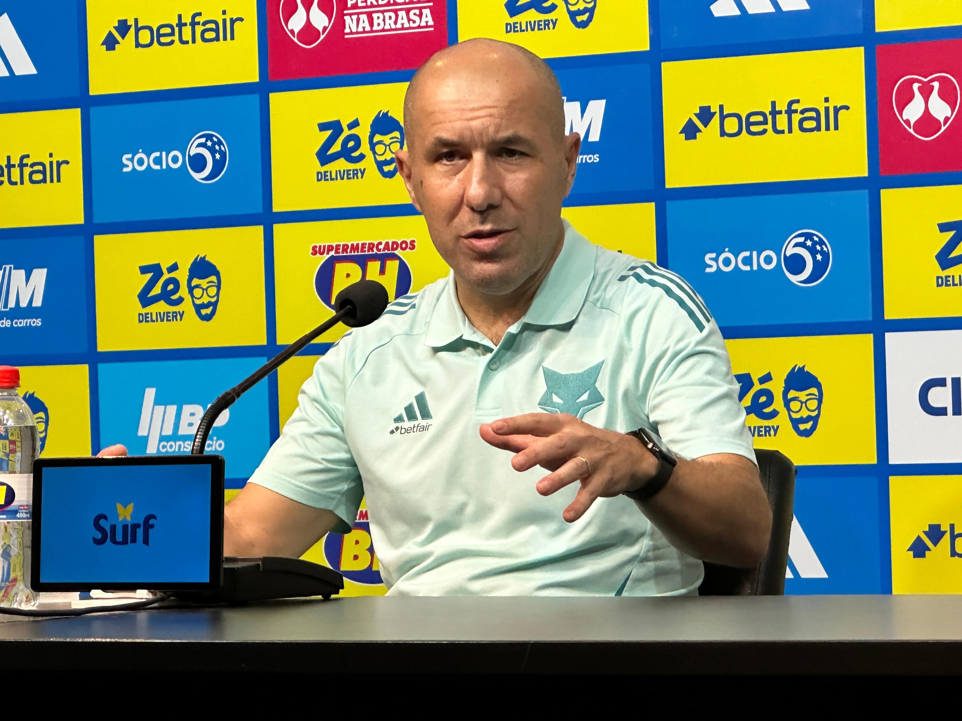 Apesar de empate, Leonardo Jardim aponta principal evolução do Cruzeiro sob seu comando