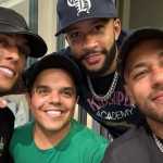 Craques de Corinthians e Santos, Memphis e Neymar se encontram para jogar poker