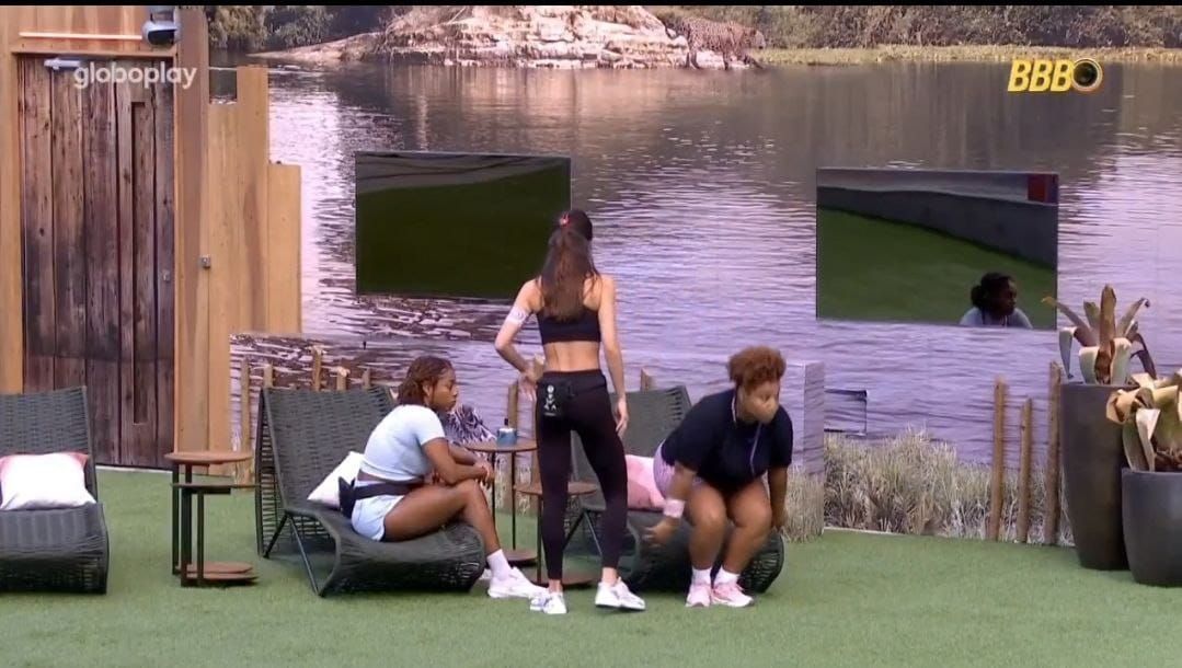 BBB 25: Camilla se retira após Vitória Strada se aproximar e dispara: 'Não quero conversar'