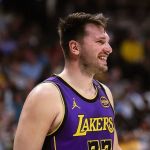 Doncic tem noite de gala, anota duplo-duplo e comanda vitória dos Lakers