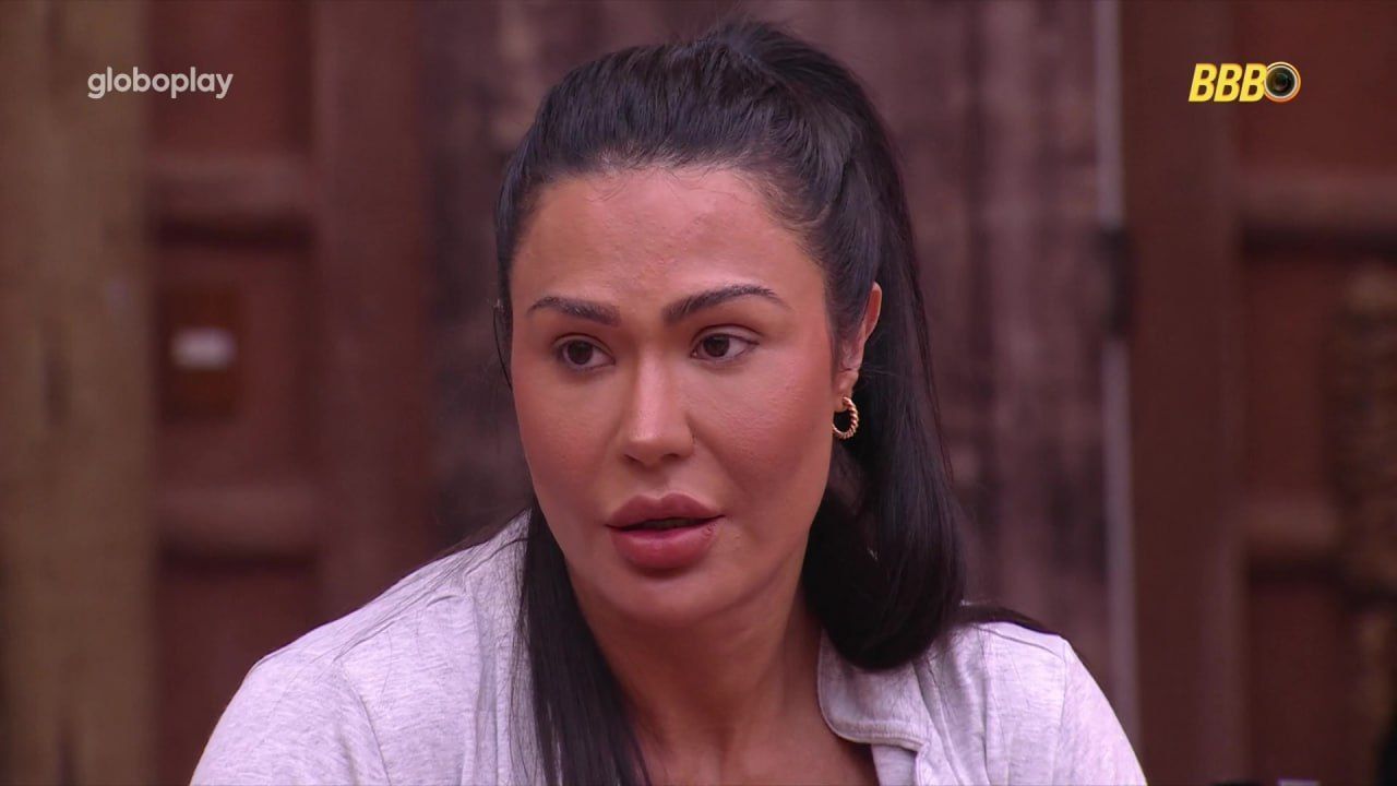 BBB 25: Gracyanne propõe estratégia ousada à Camilla para defendê-la do Paredão